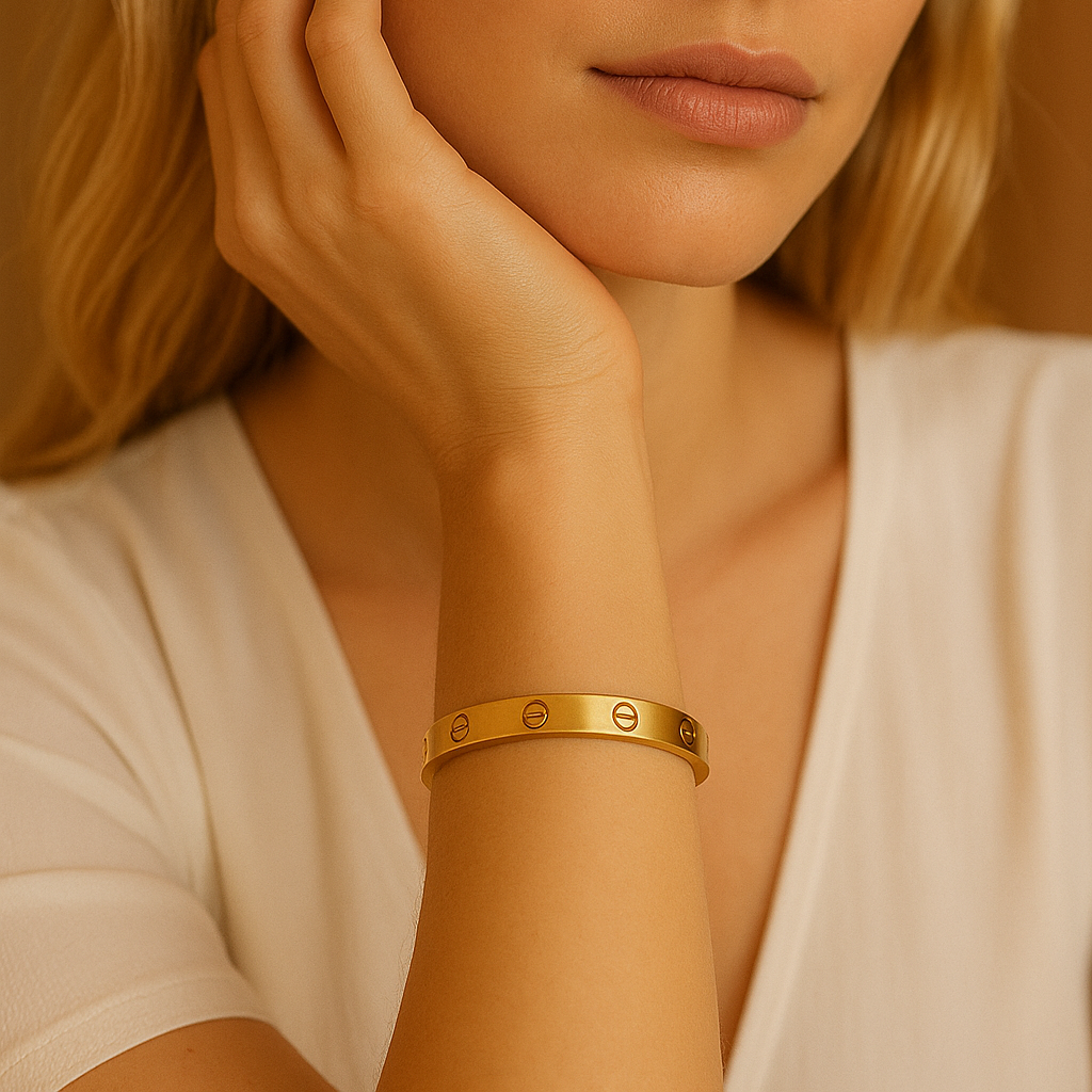 VALENCIA Elegant Gold Bracelet
