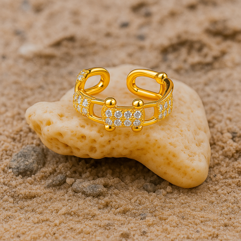 CHLOE Adjustable Ring