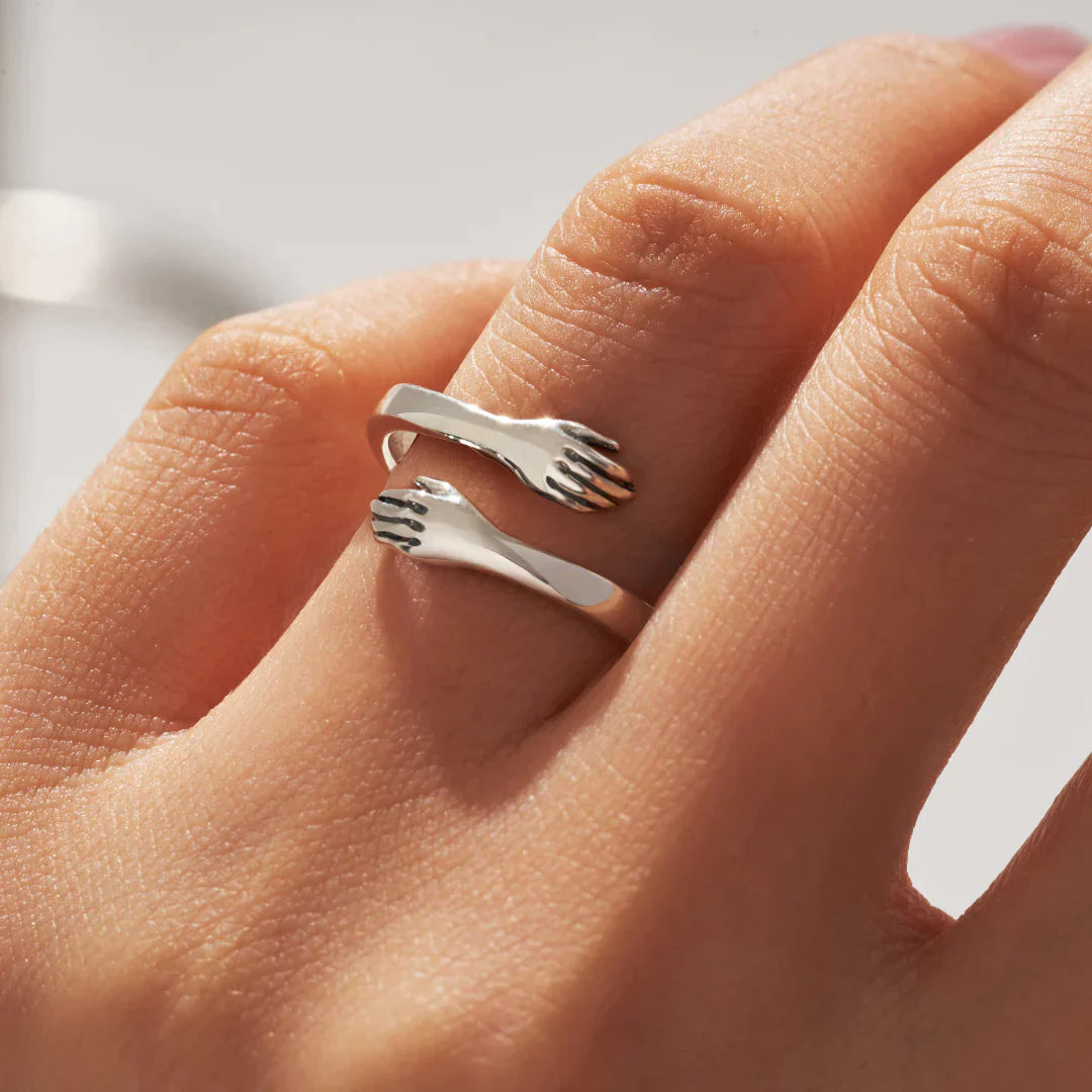 Eternal embrace ring